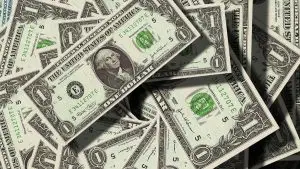 33 Powerful Affirmations to Attract Money and Wealth
